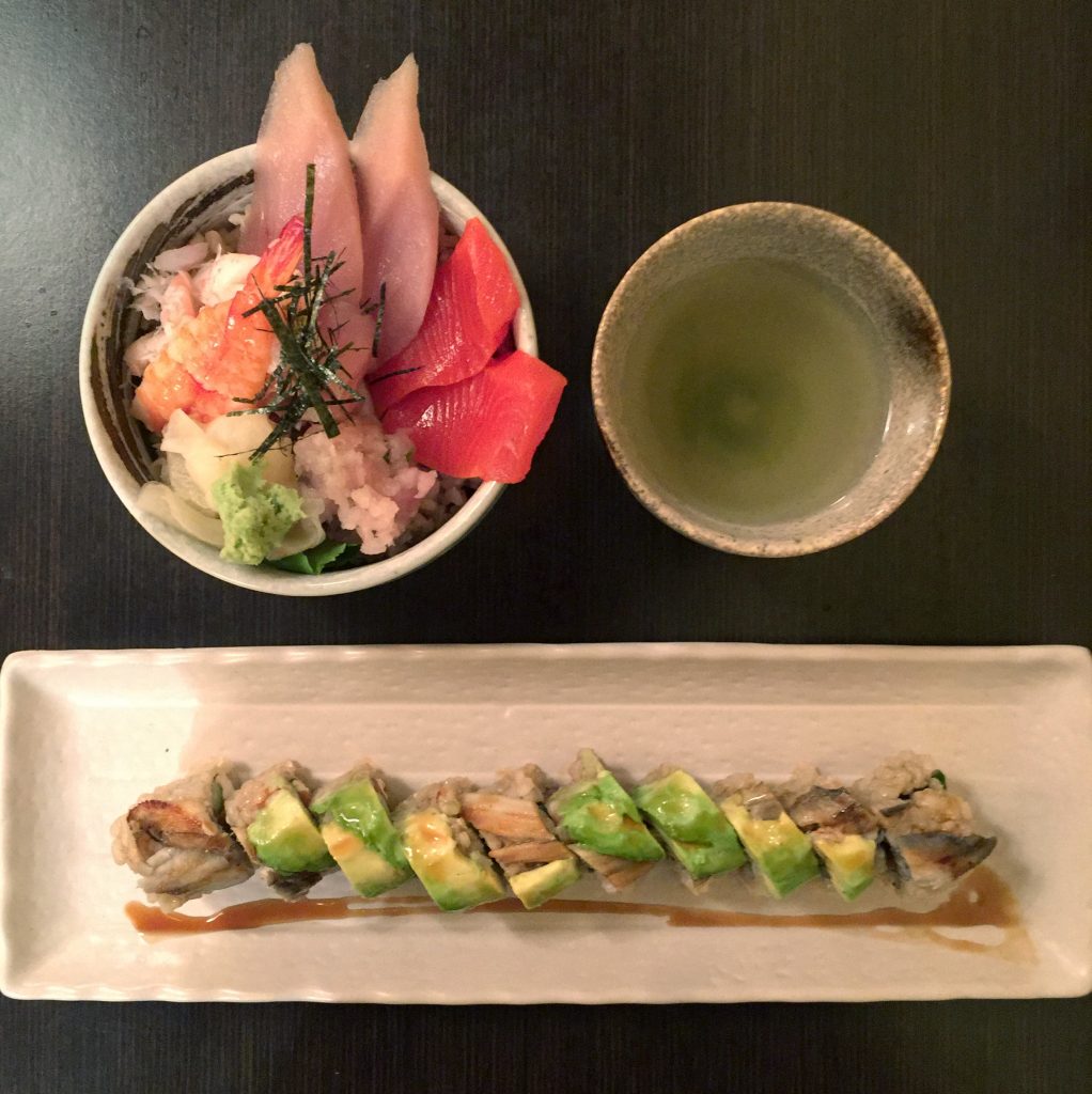 Sushi and green tea at Shizenya in Vancouver