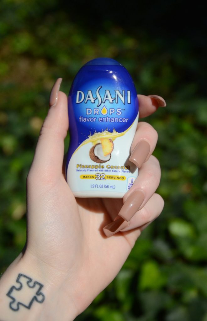Dasani flavor drops in pineapple coconut
