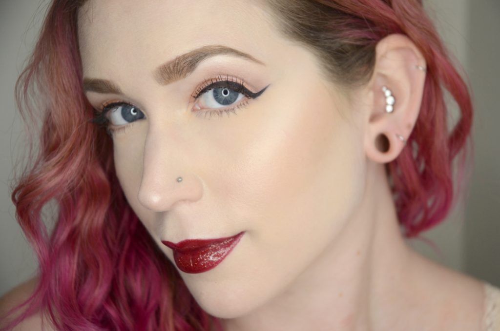 Los Angeles Cruelty-Free Beauty Blogger, Emily Wolf Beauty is using Jeffree Star Liquid Lipsticks as Eyeliner. You have to see this to believe it, it's gorgeous.