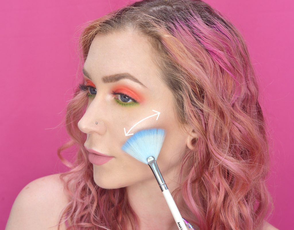How To Highlight Like A Pro with Los Angeles Cruelty-Free Beauty Blogger, Emily Wolf Beauty. Using Becca Skin Perfector Pressed Highlighter in Pearl