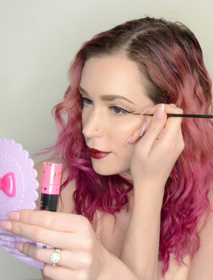 Using Jeffree Star Liquid Lipstick As Eyeliner