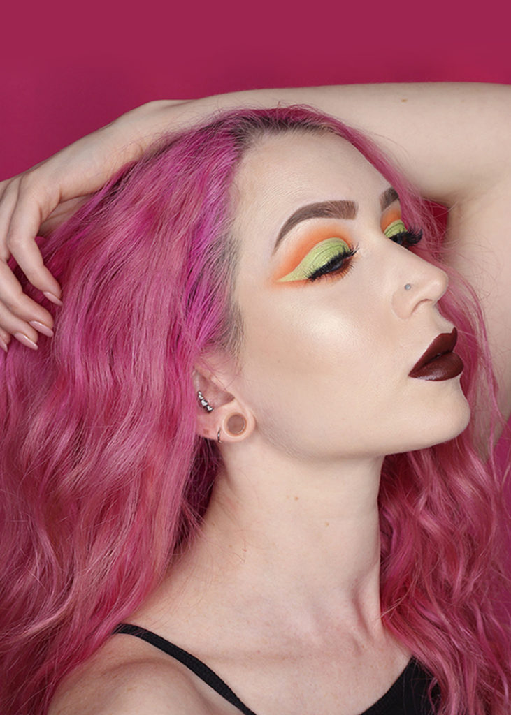 cut crease makeup tutorial using urban decay x Kristen Leanne